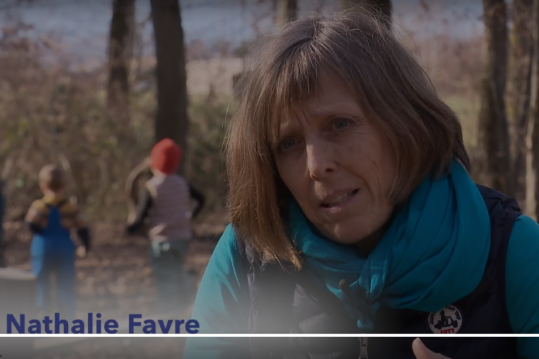 Nathalie Favre enseignante Ecole en forêt